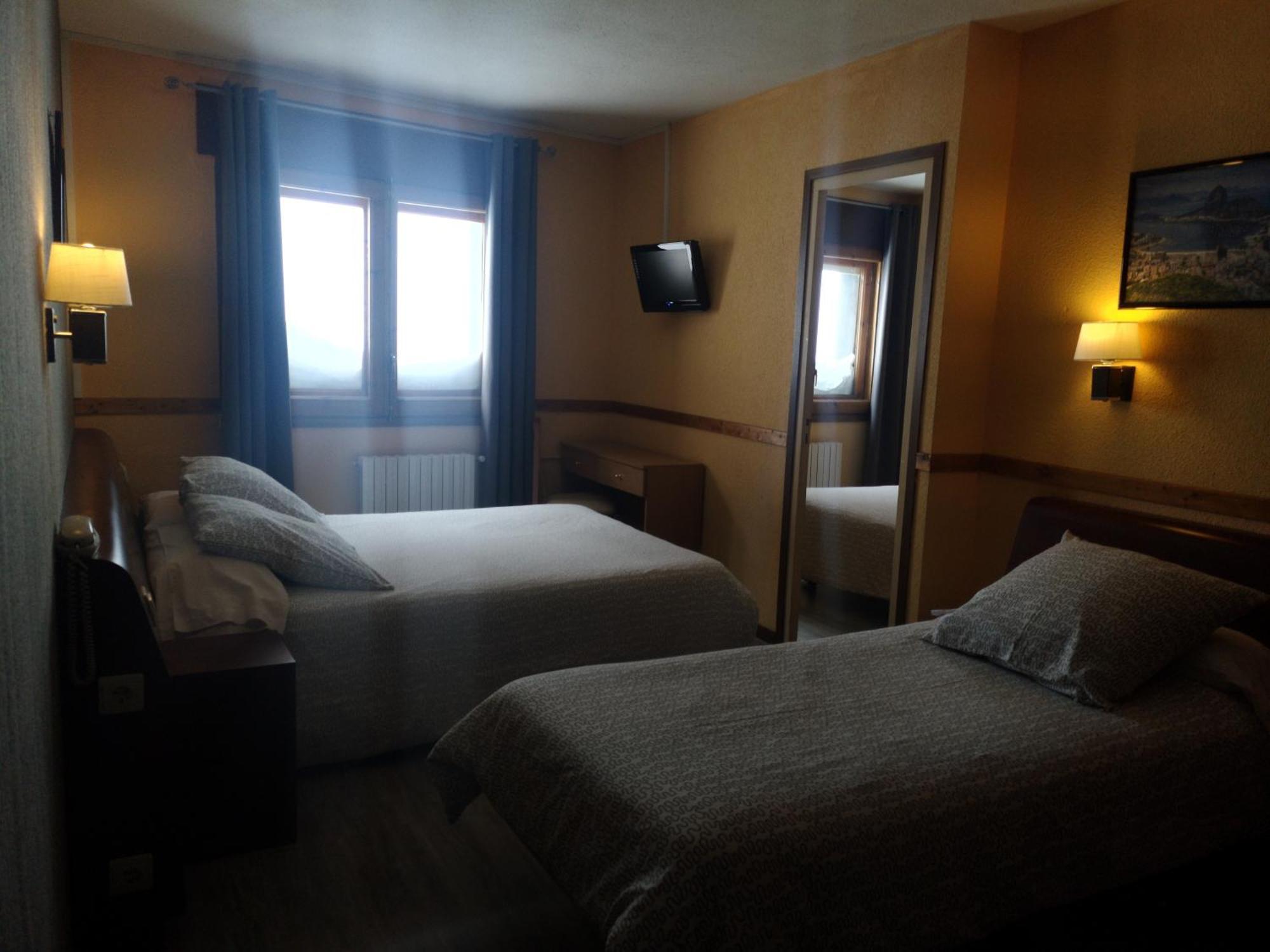 Hotel Copacabana باس دي لا كاسا المظهر الخارجي الصورة