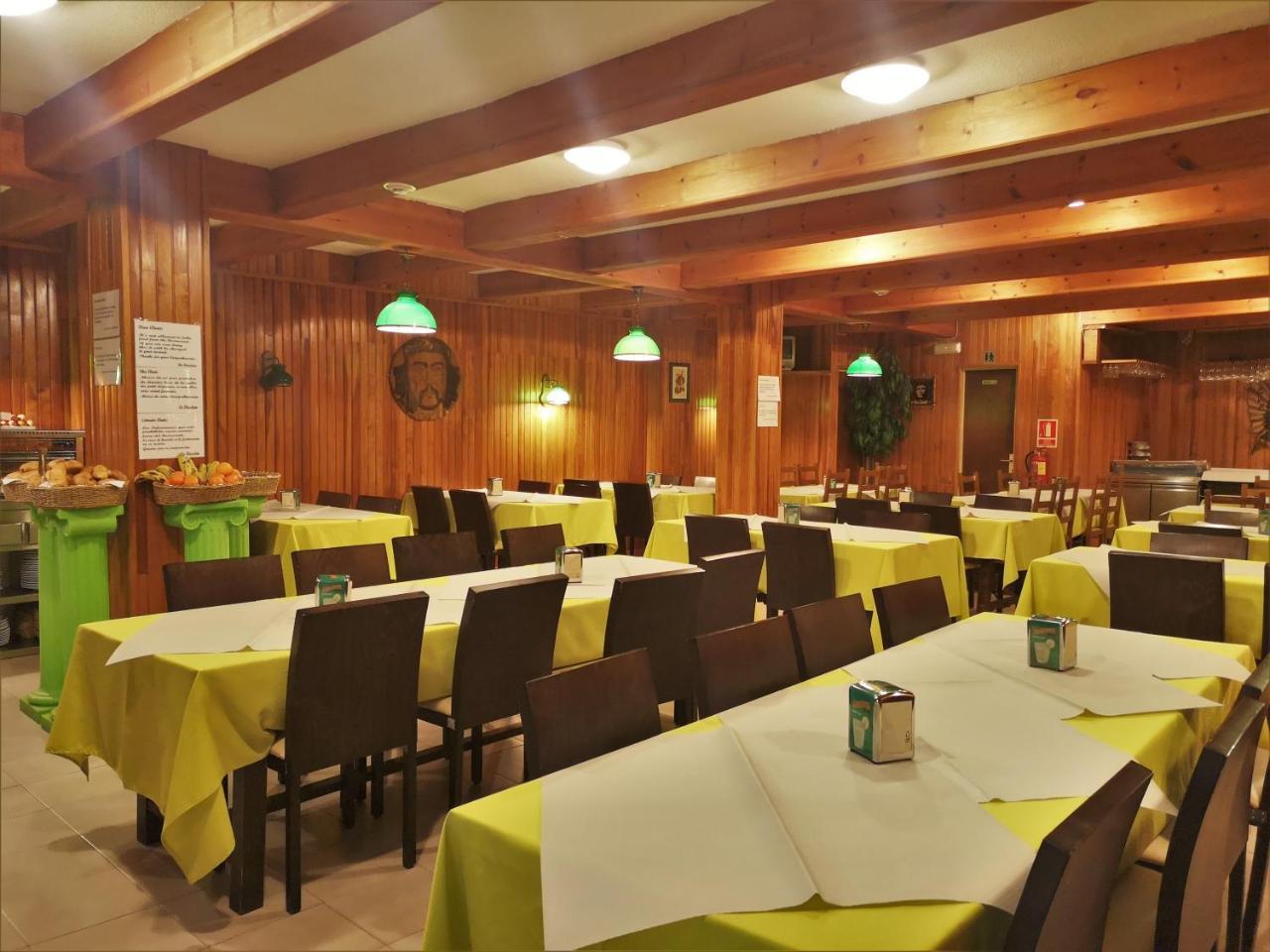 Hotel Copacabana باس دي لا كاسا المظهر الخارجي الصورة
